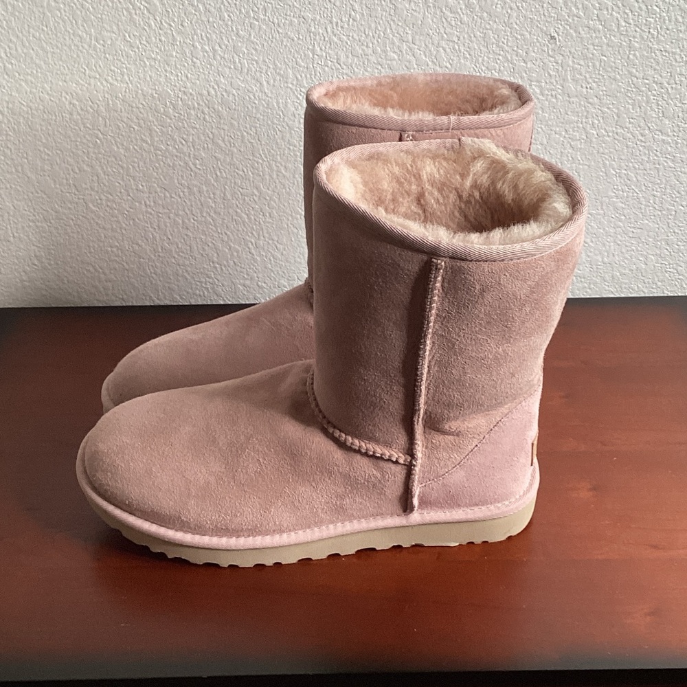 UGG Women's Blush Classic Short ll Boots